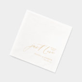 Modern Script Nothing Fancy Just Love Wedding 箔ナプキン (左)
