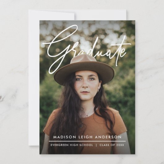 Modern Script Simple Photo Graduation Announcement 招待状 (正面)