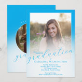 Modern Script Sky Blue Ombre Photo Graduation 招待状 (正面/裏面)
