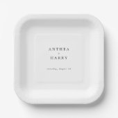 Modern Serif Black White Wedding Paper Plate ペーパープレート (正面)