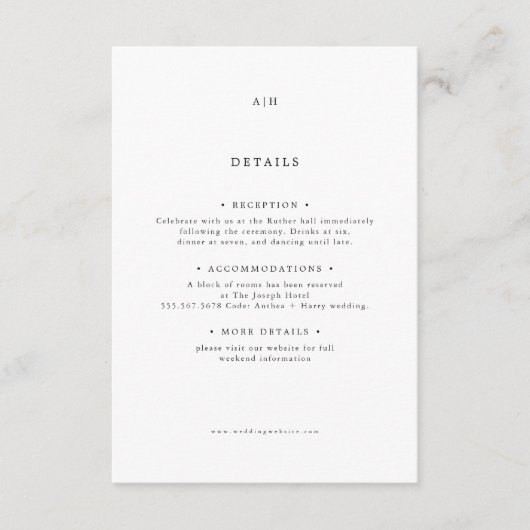 Modern Serif Monogram Editorial Wedding Deatils エンクロージャーカード (正面)