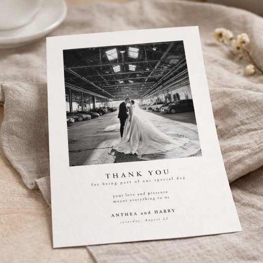 Modern Serif Typography Wedding Photo サンキューカード
