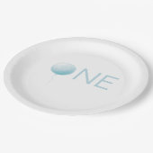 Modern Soft Blue Balloon Boy 1st Birthday Party ペーパープレート (アングル)