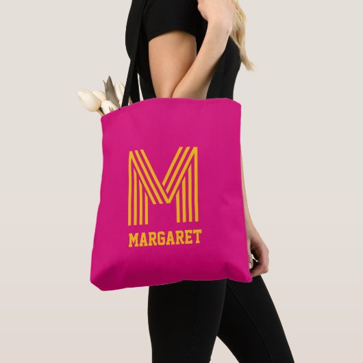 Modern stylish fuchsia &yellow monogram name Tote トートバッグ (クローズアップ)