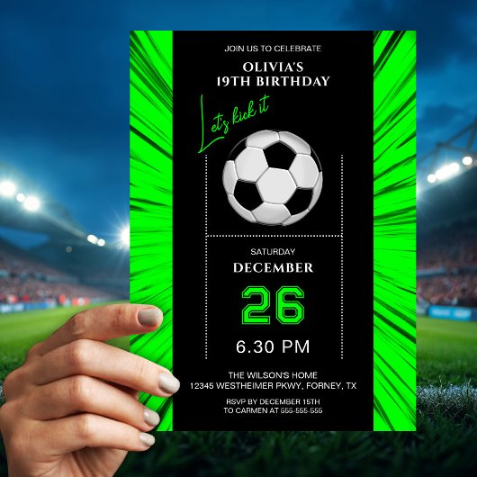 Modern Stylish Green Soccer Birthday Invitation  招待状