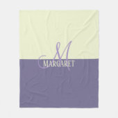 Modern stylish purple white personalized name フリースブランケット (正面)