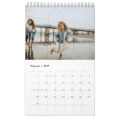 Modern Stylish Trendy Script Family Photo Monthly  カレンダー (2月 2027)