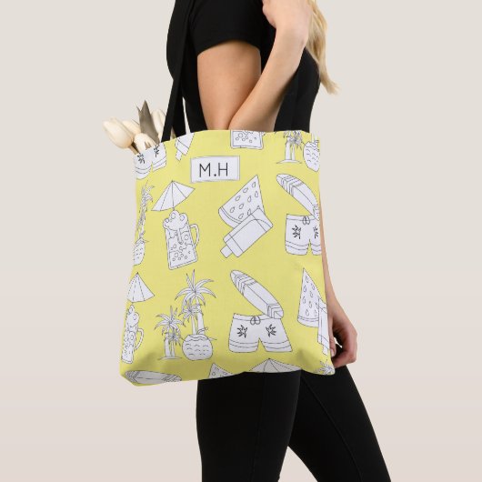 Modern Summer Line Drawings on Yellow Monogram トートバッグ (クローズアップ)
