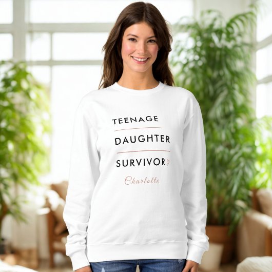 Modern Teen Daughter Survivor Personalized スウェットシャツ