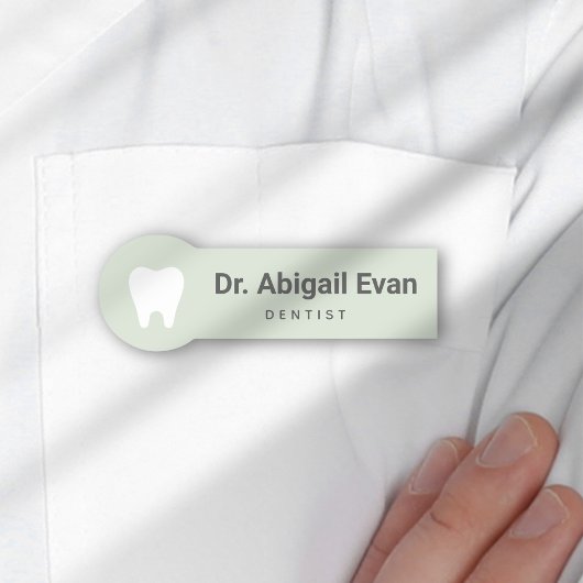 Modern Tooth Sage Green Professional Orthodontist 名札