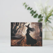 Modern Trendy Halloween Witch in Forest            ポストカード (スタンド正面)