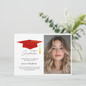 Modern Trendy Red Graduation Cap and Tassel  招待状 (スタンド正面)