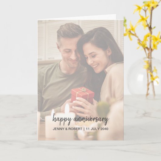 Modern Trendy Stylish Script Photo Anniversary カード (黄色い花)