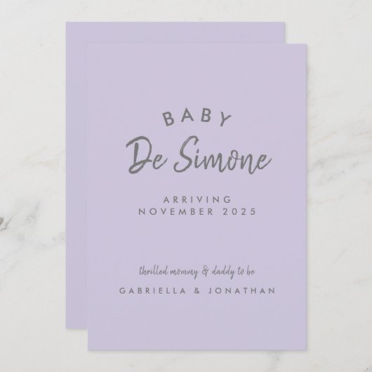 Modern Typography Dusty Purple Pregnancy 案内状 (正面/裏面)