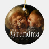 Modern Typography Grandma Custom Photo Gift セラミックオーナメント (正面)