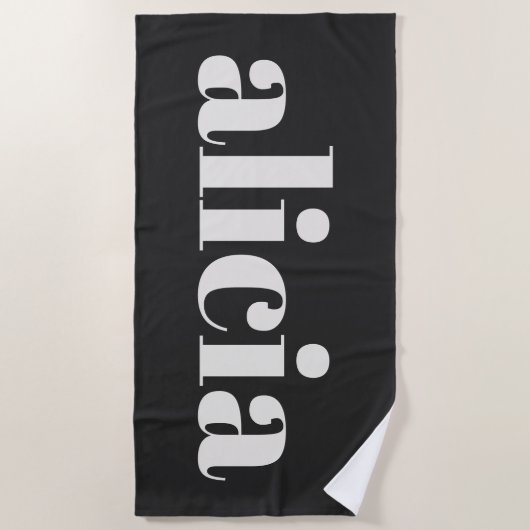 Modern Typography Personalized Name Black White ビーチタオル (正面)