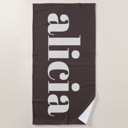 Modern Typography Personalized Name Brown White ビーチタオル (正面)