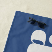 Modern Typography Personalized Name Summer Blue ビーチタオル (インサイチュ)