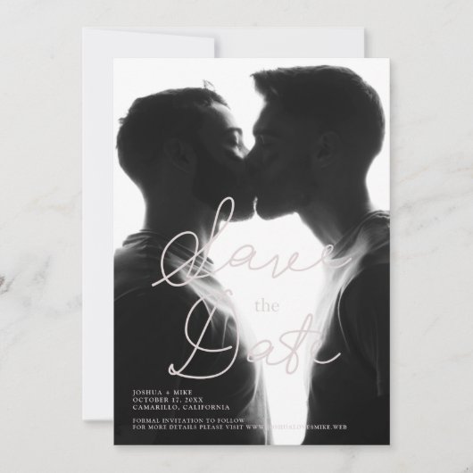 Modern Typography with Romantic Gay Couple (正面)