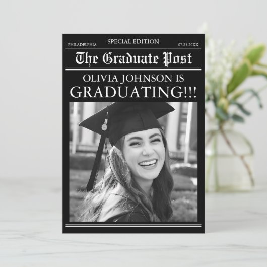 Modern Unique Fun Photo Newspaper Graduation 招待状 (スタンド正面)