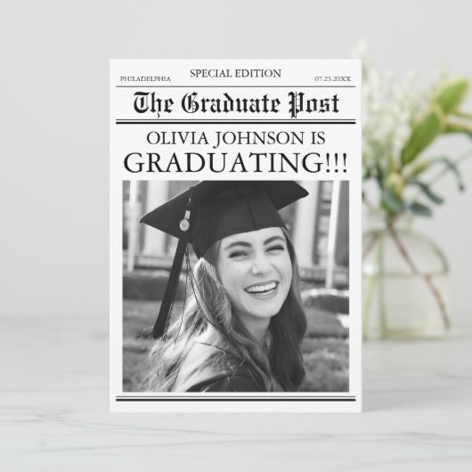 Modern Unique Fun Photo Newspaper Graduation 招待状 (スタンド正面)