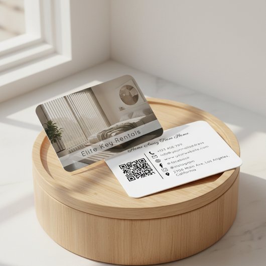 Modern Vacation Rental Resort Photo QR Code 名刺