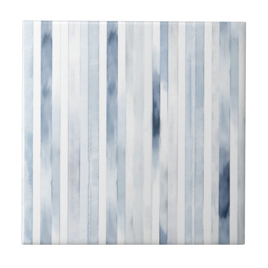Modern Watercolor Blue and White Stripes Pattern タイル (正面)