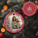 Modern Wavy Frame Family Photo Muted Red セラミックオーナメント<br><div class="desc">Add charm to your tree with our Modern Wavy Frame Family Photo ornament! Cute muted red Christmas tree design & custom text!</div>