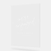 Modern We're Engaged  Engagement Party Welcome アクリルサイン (傾斜)