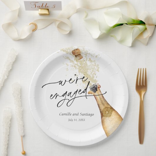 Modern We're Engaged  Party Paper Plate ペーパープレート (ウェディング)