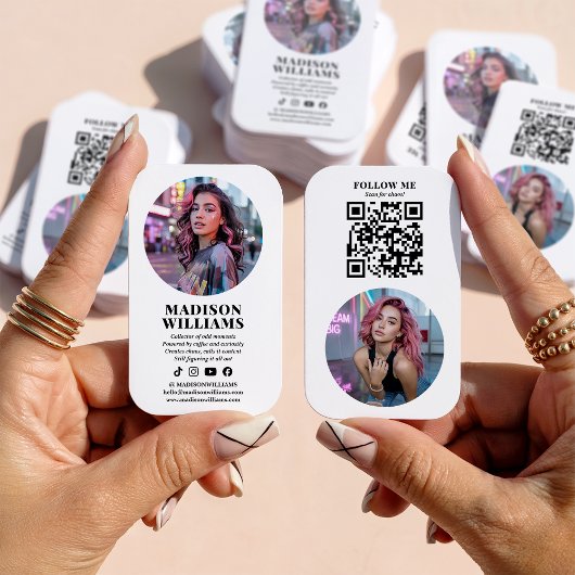 Modern White Photo QR Code Social Media Influencer 名刺