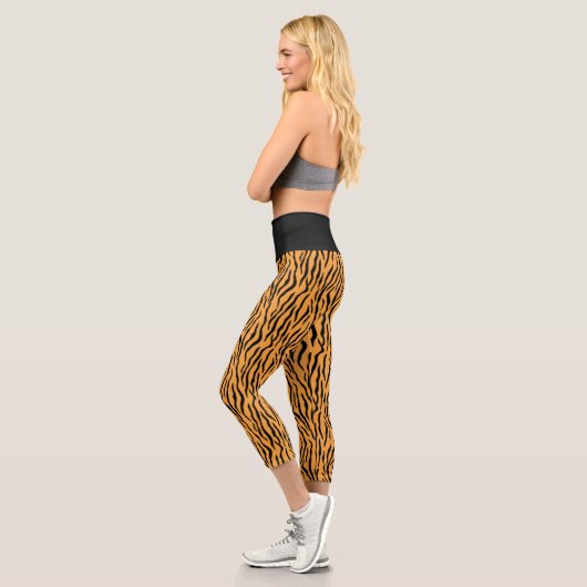 Modern Wild Tiger Pattern Leggings カプリレギンス (左)