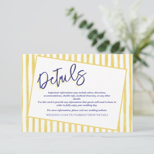 Modern Yellow Hand Written Pinstripe Italy Wedding エンクロージャーカード (スタンド正面)