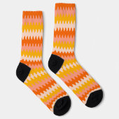Modern Yellow, Orange & White Zig Zag Pattern ソックス (右)