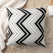 Modern zig zag black and white pattern クッション (ブランケット)