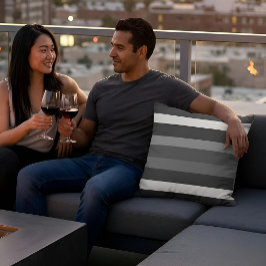 Moderna Linear | Carbon & Obsidian クッション