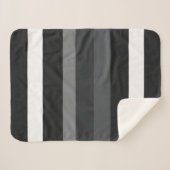 Moderna Linear | Carbon & Obsidian シェルパブランケット (正面(横))