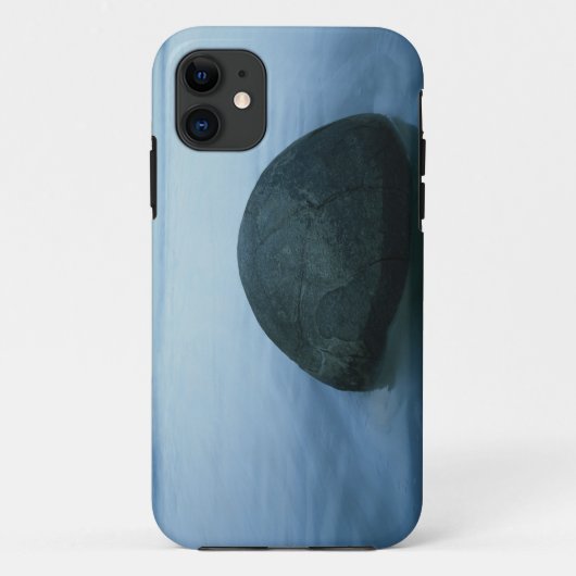 Moerakiの大きい石 Case-Mate iPhoneケース (裏面)