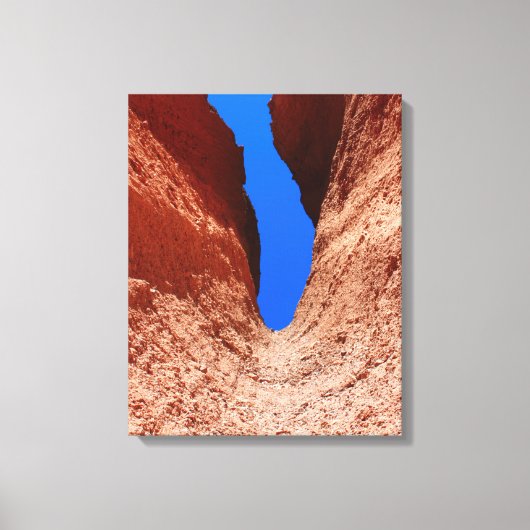 Mojave Canyon – Vertical Desert Sky キャンバスプリント (正面)