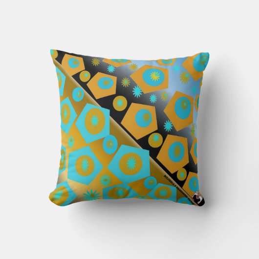 Mojisola Mulikatポリエステル装飾用クッション16" x 16" クッション (正面)