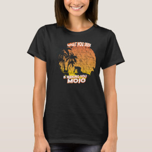MOJOのシーク、波、夏、おもしろい、水、やし、海 Tシャツ