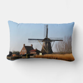 Molens in Nederlands landschap. ランバークッション