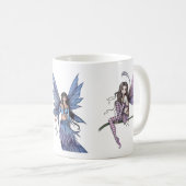 Molly Harrisonによる3人の紫と青の妖精 コーヒーマグカップ (正面右)