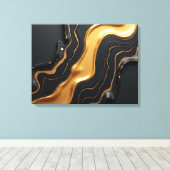 Molten Gold Drift – Luxe 24x18 Fluid Abstract キャンバスプリント (インサイチュ (ウッドフロア))