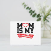MoMは私のバレンタイン | Mother Valentine's Day Gift ポストカード (スタンド正面)