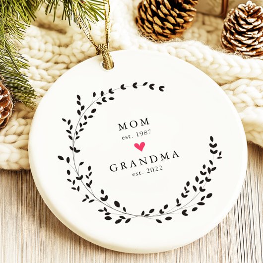 Mom | おばあちゃんになる年 セラミックオーナメント