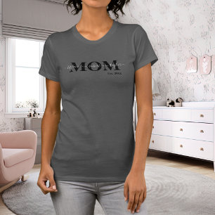 Mom キッズ 名前 結婚年 ブラック ファミリー タイポグラフィー tシャツ