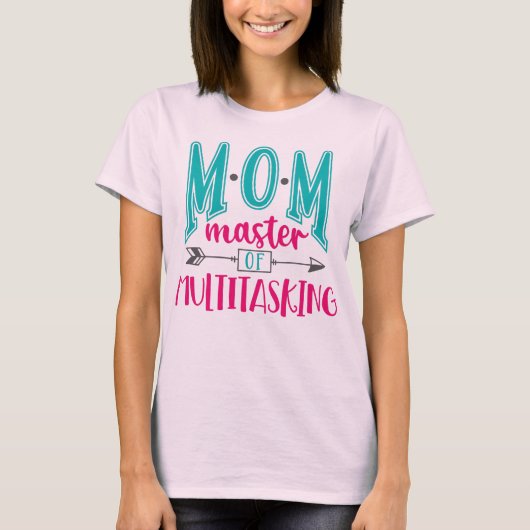 MOM – タスク数々のマスター Tシャツ (正面)