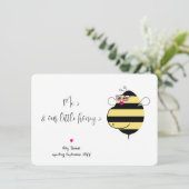 Mom Bee w/Glasses妊娠のお知らせ 招待状 (スタンド正面)