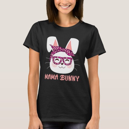 Mom Bunny face cool Easter Bunny Happy Easter Moth Tシャツ (正面)